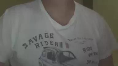 Offline momo222ciao on Cam4