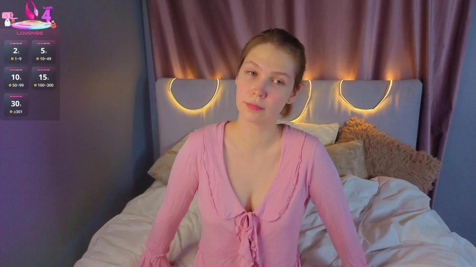 Offline MonaCodling on Cam4