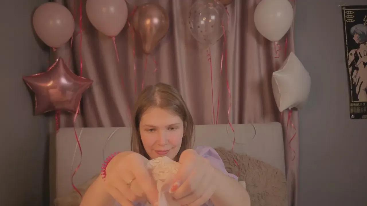 Offline MonaCodling on Cam4