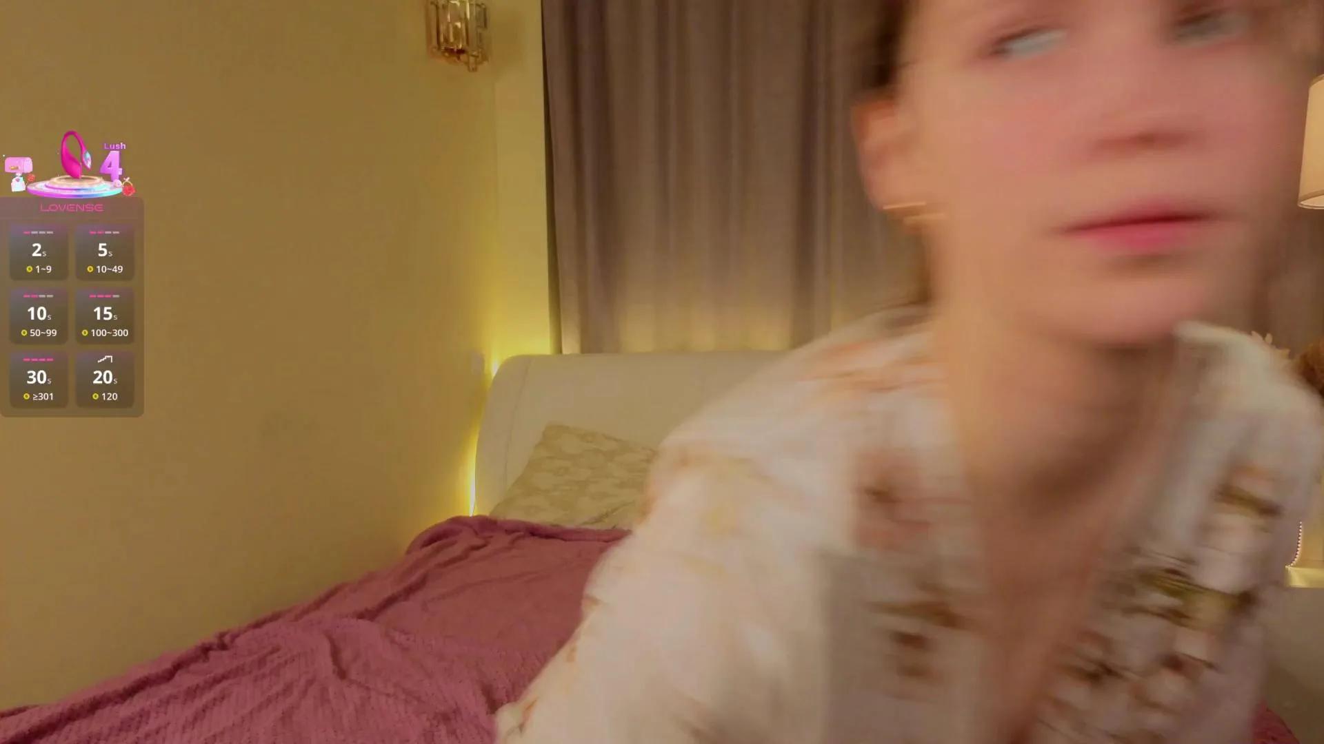 Offline MonaCodling on Cam4