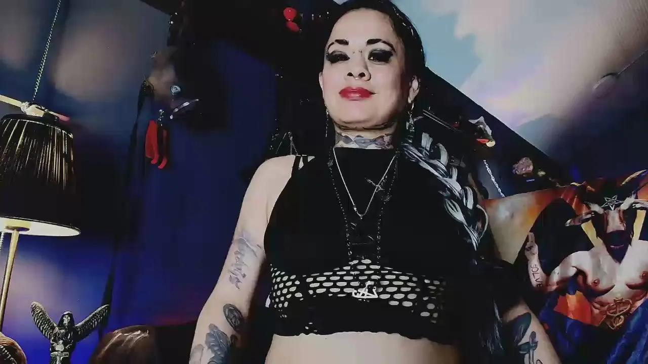 Offline MorganaCrowley on Cam4