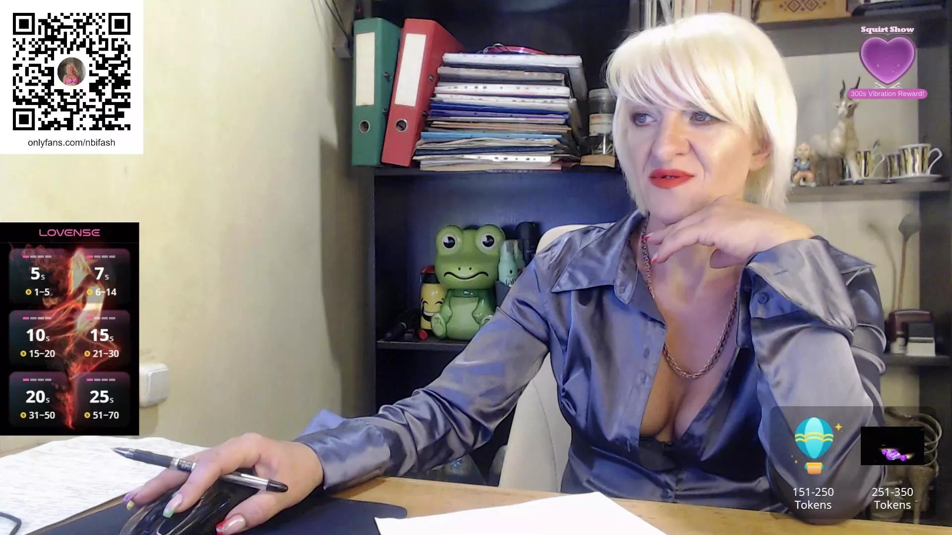 Offline Nadin_slut on Cam4