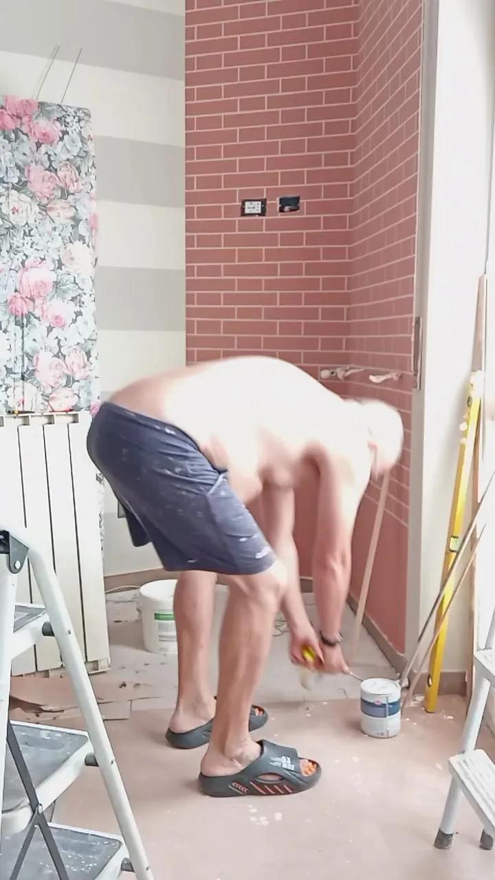 nakedworkbear2 on Cam4