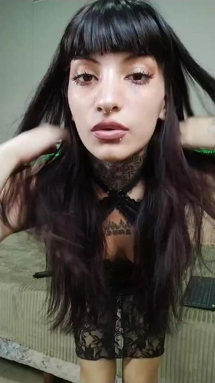 Nenacrazy777 on Cam4 