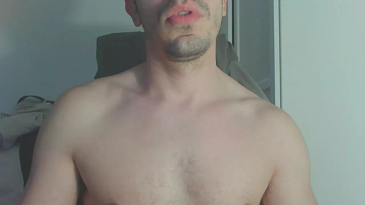 nenito224445 on Cam4 