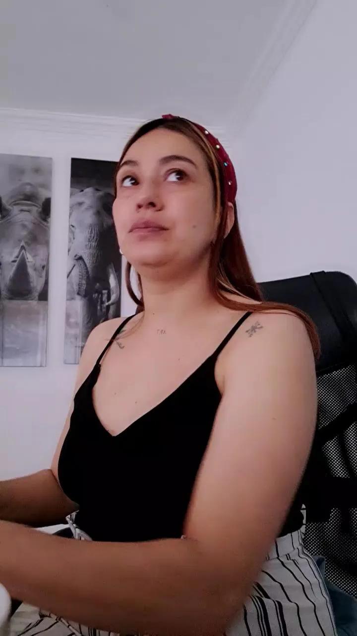 NiaBlazze on Cam4