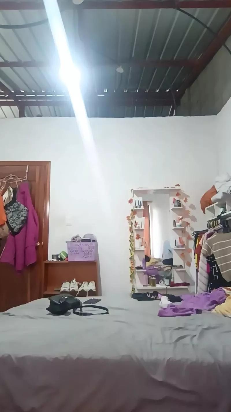 nika198 on Cam4 