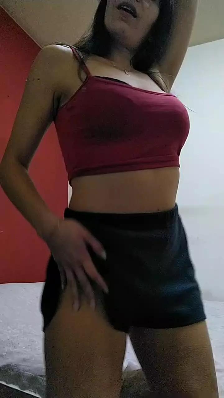 NikiiV on Cam4 