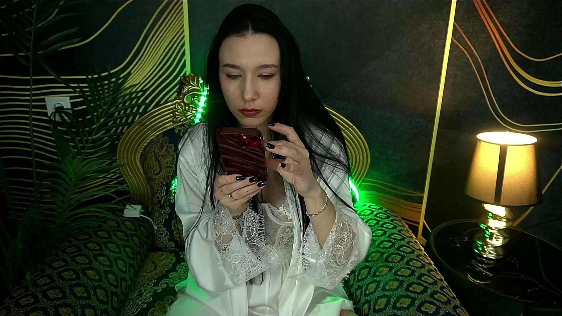 NikkiNikkis on Cam4 