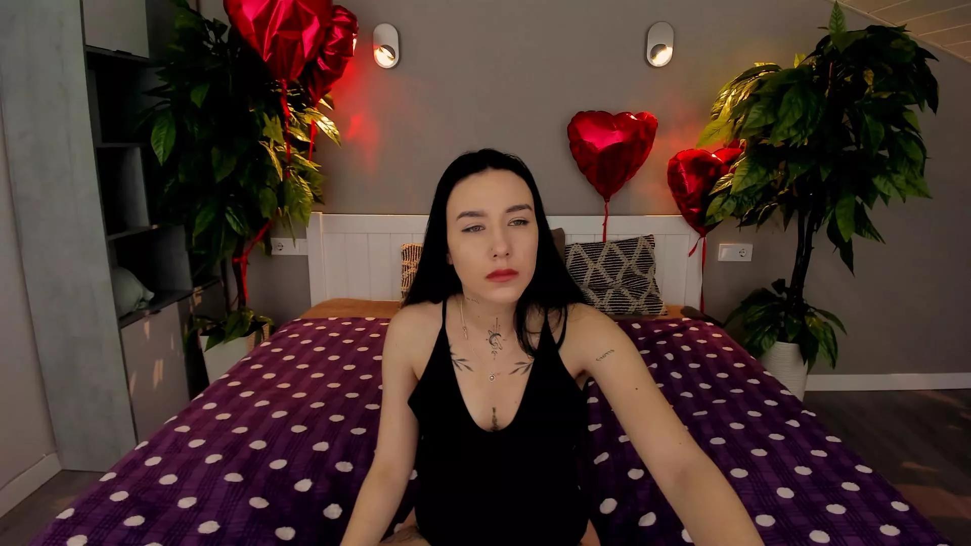 NikkiNikkis on Cam4 