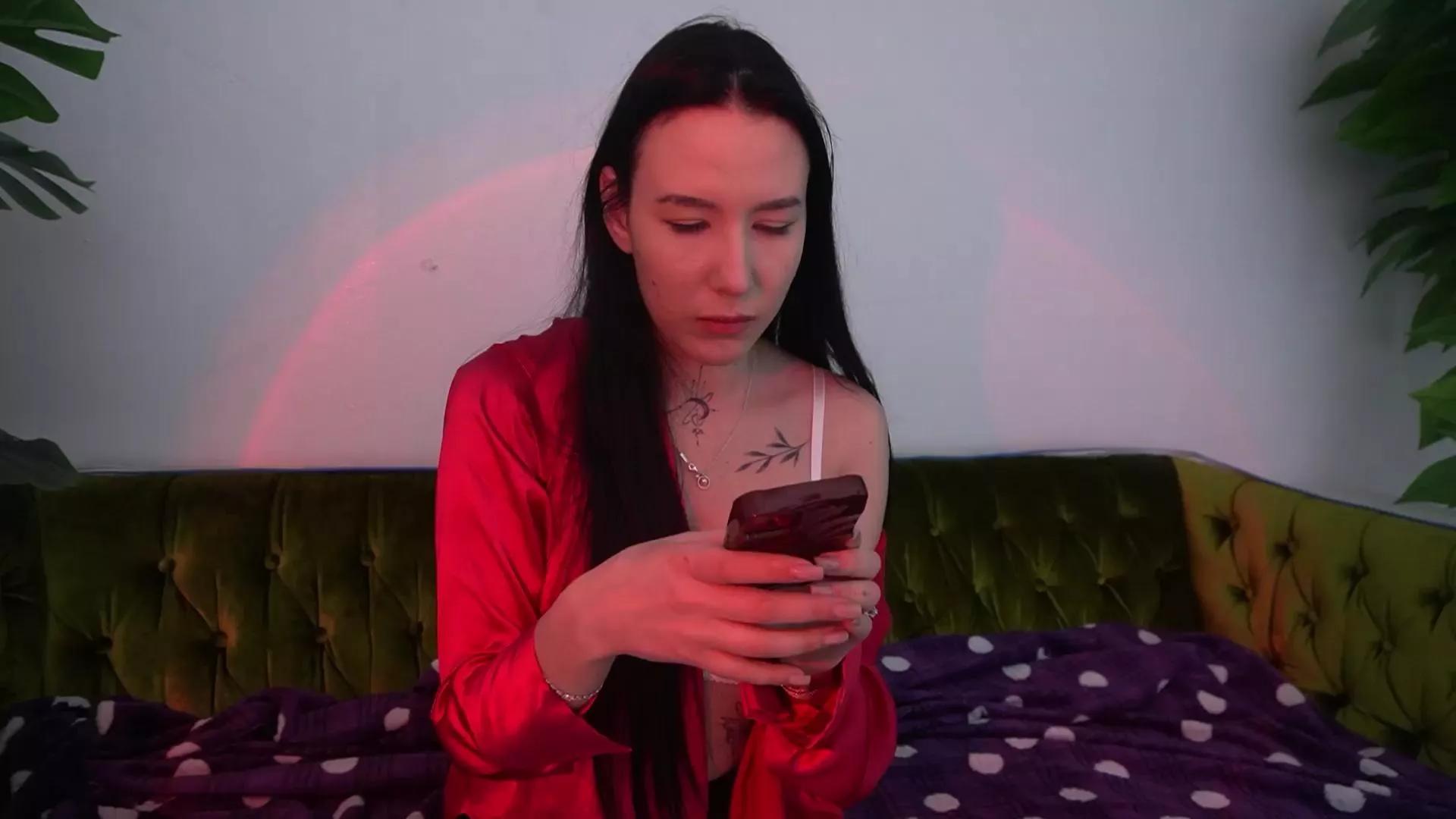 NikkiNikkis on Cam4 