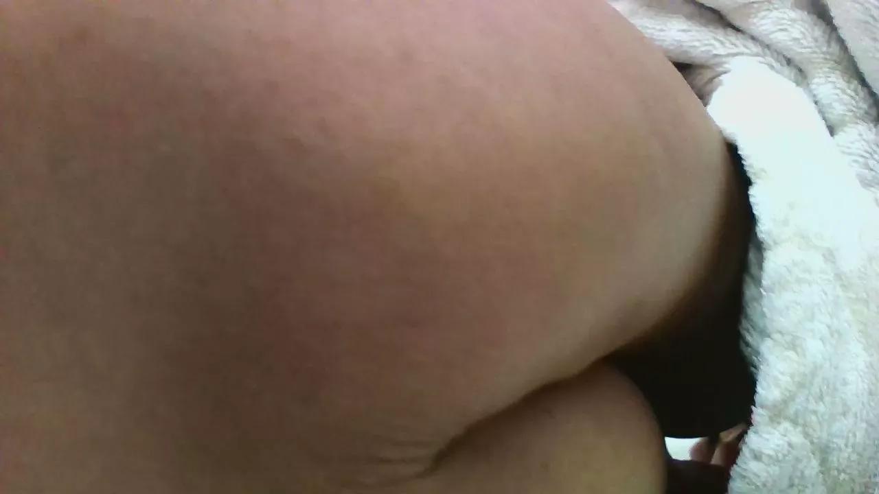 Nina_biondina on Cam4 