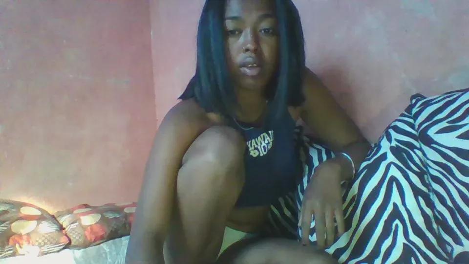 NinahML on Cam4 