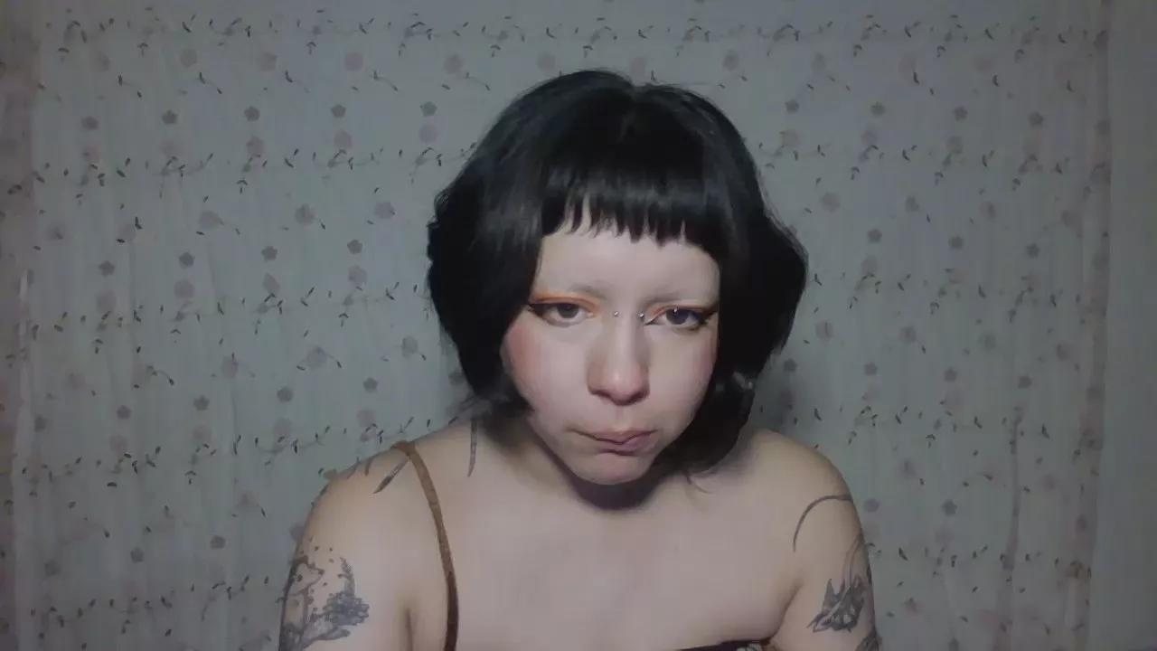 ninfula on Cam4 