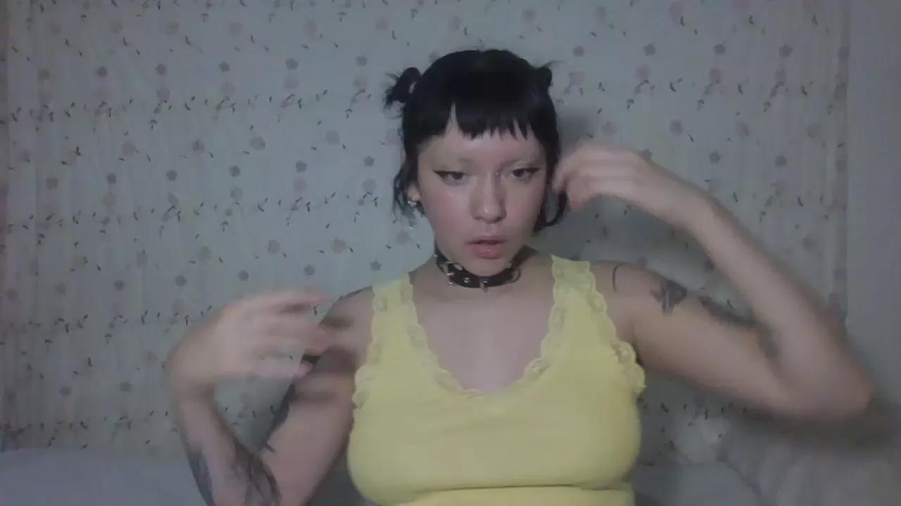 ninfula on Cam4 