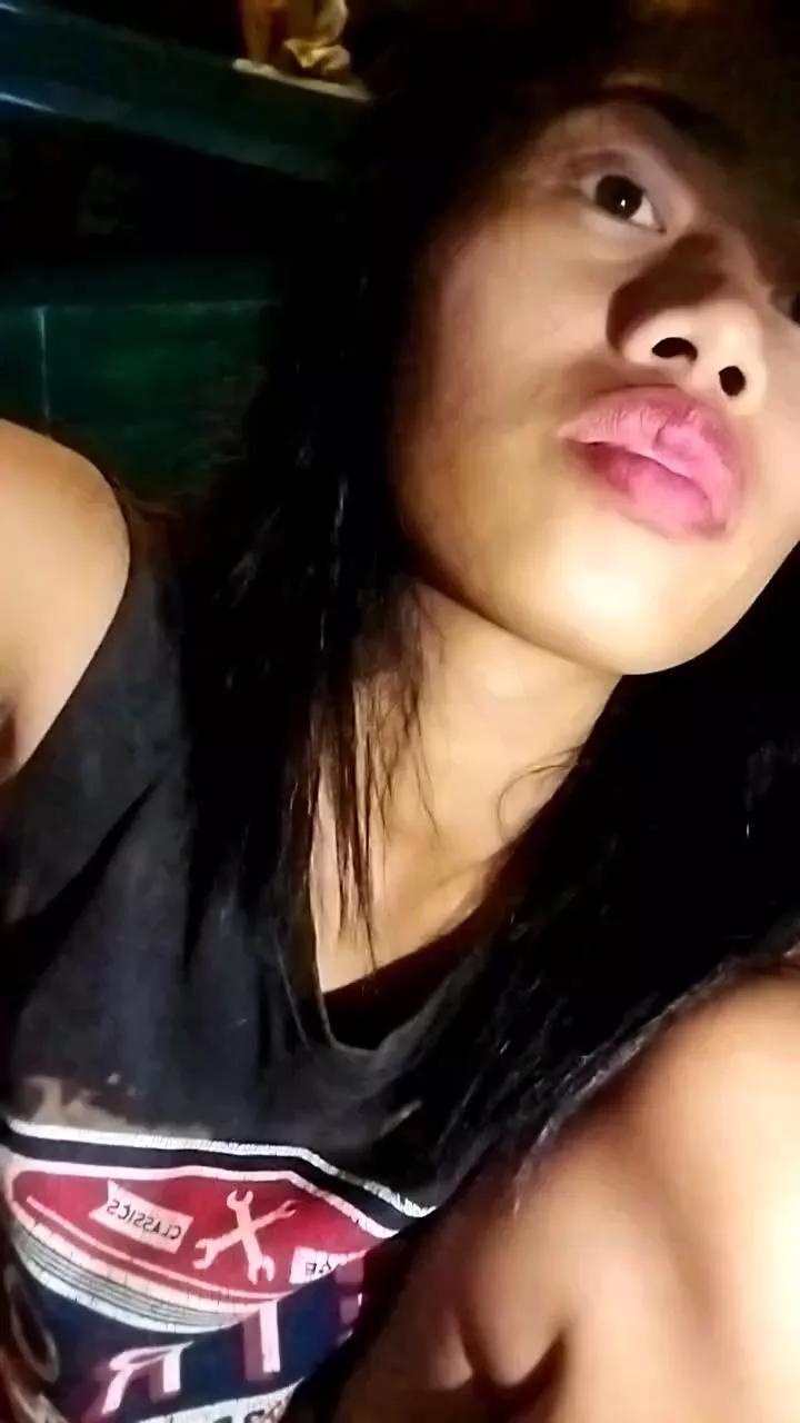 NipleBigNej on Cam4 