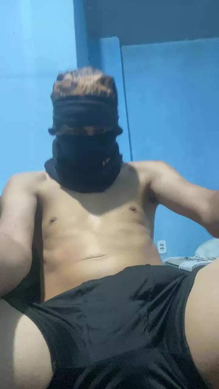 novinho_pirocud on Cam4 