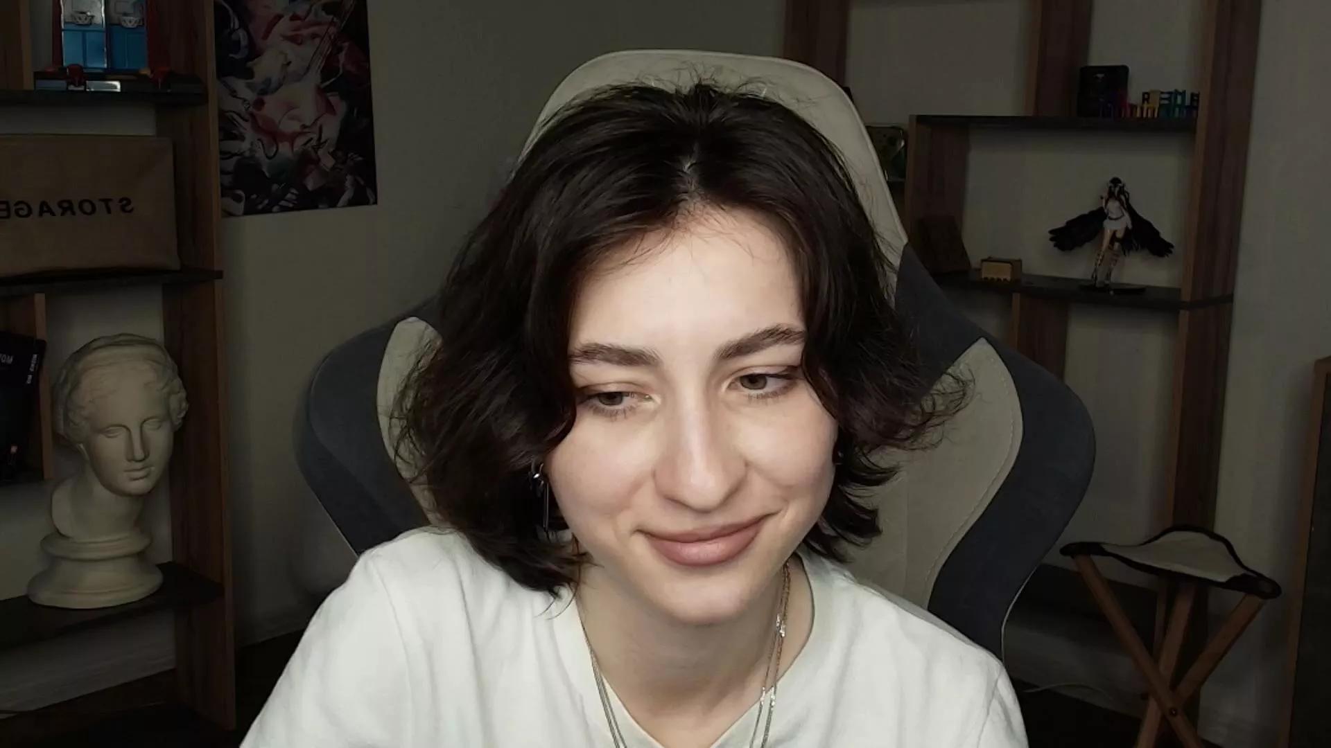 OdetteEarney on Cam4 