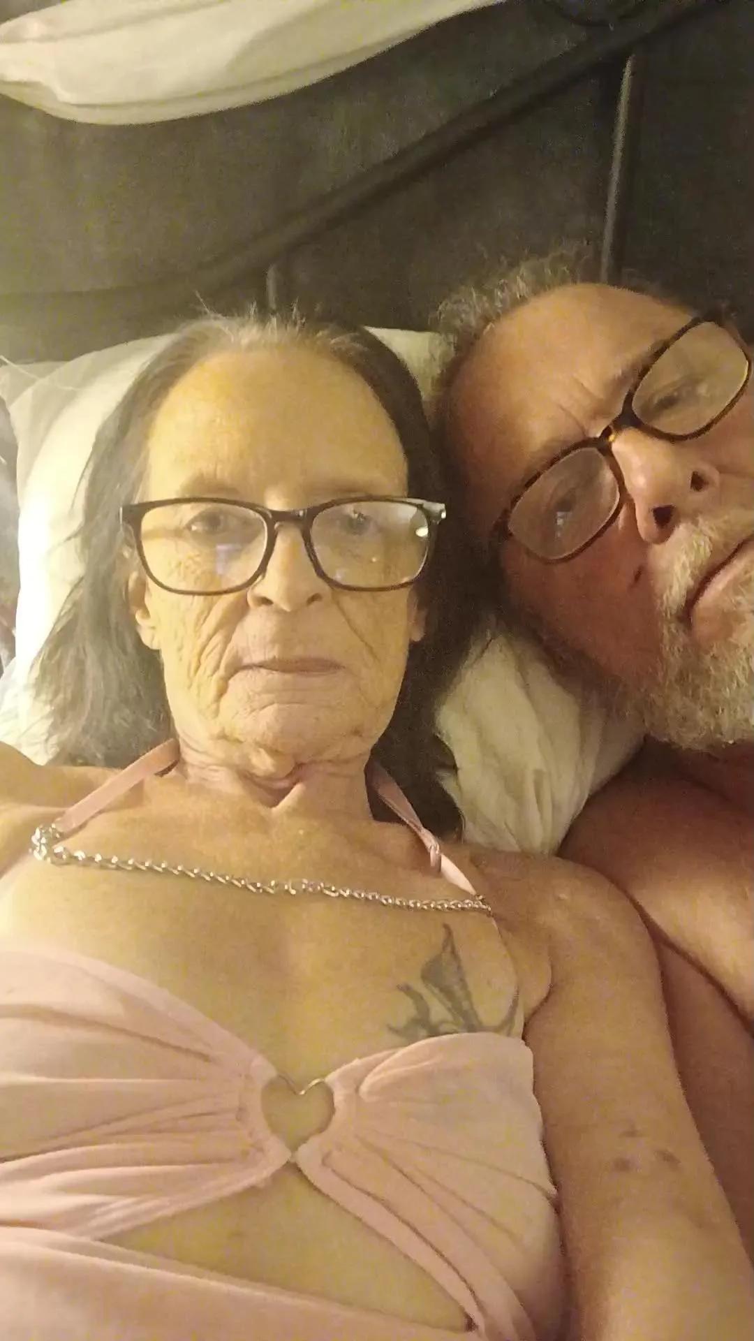 Onxy1962 on Cam4
