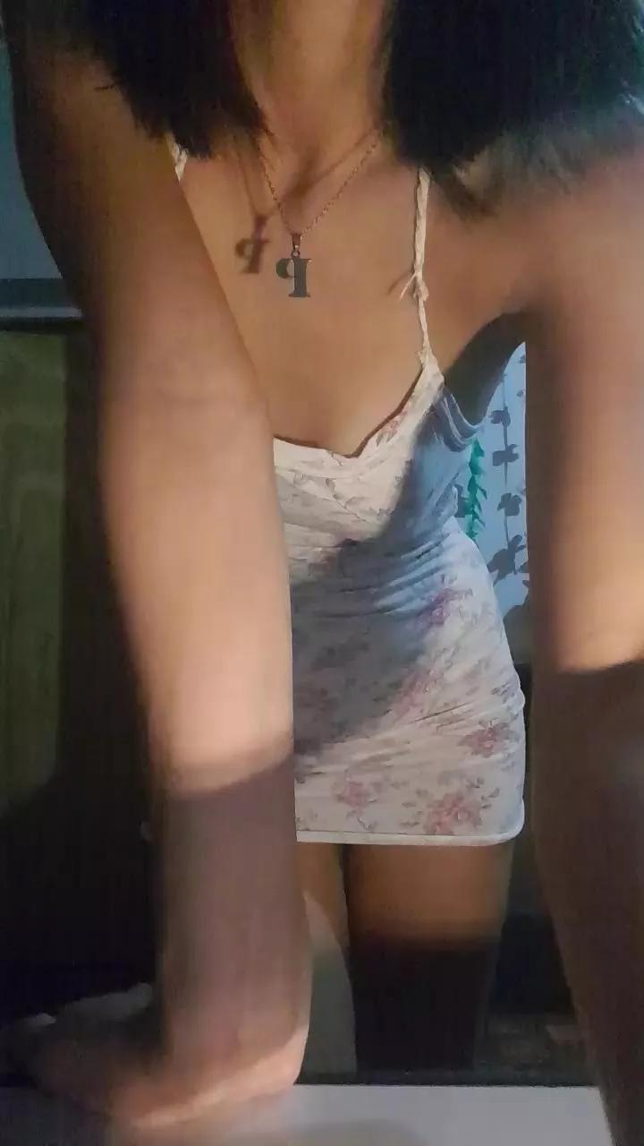 Pammela00 on Cam4 