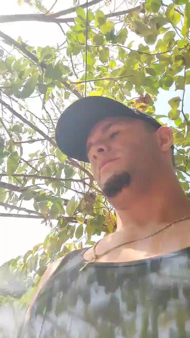 Papiyoungpig on Cam4 