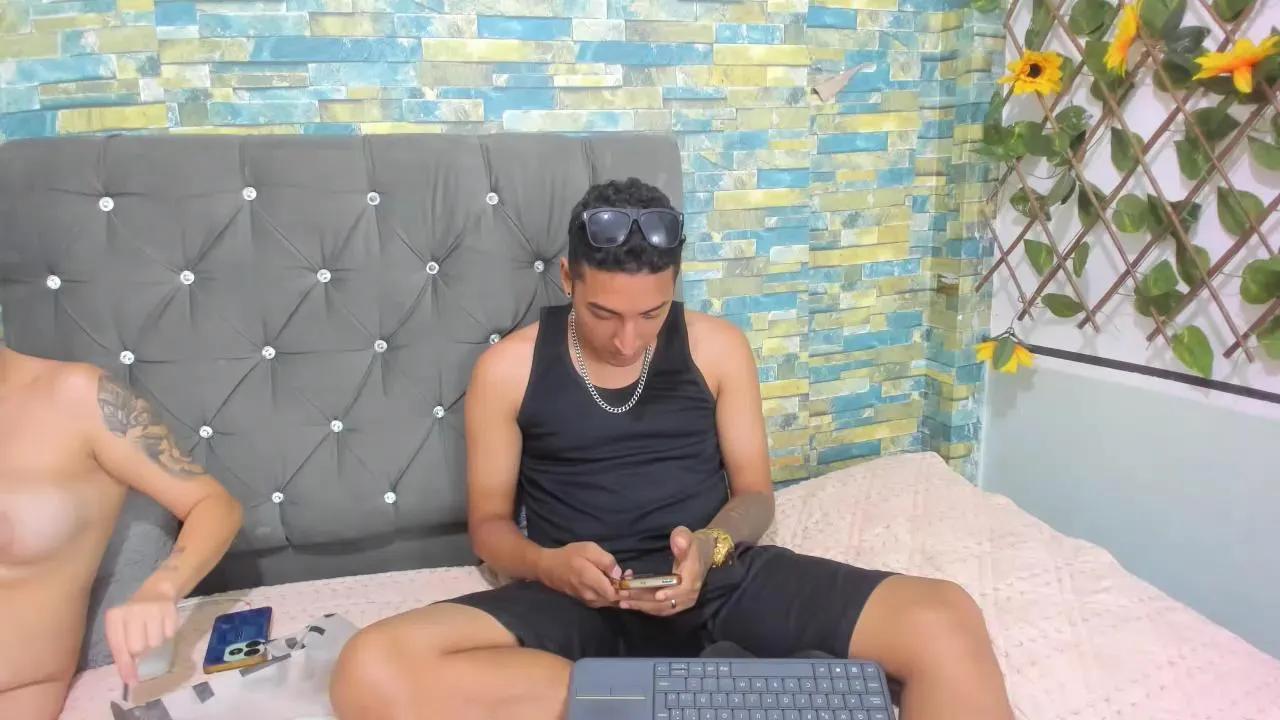 PARTDEMONLATIN on Cam4