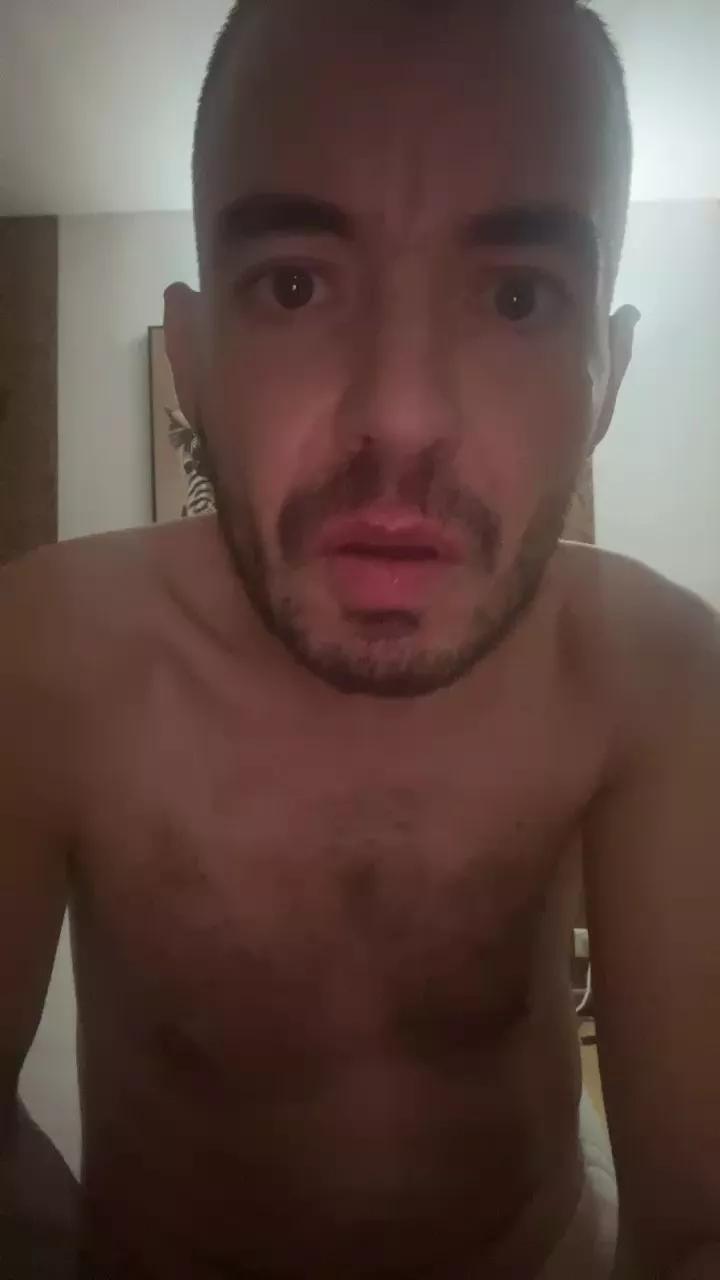 Passlope76 on Cam4 