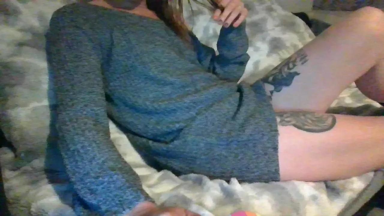 Offline PeachPudding on Cam4