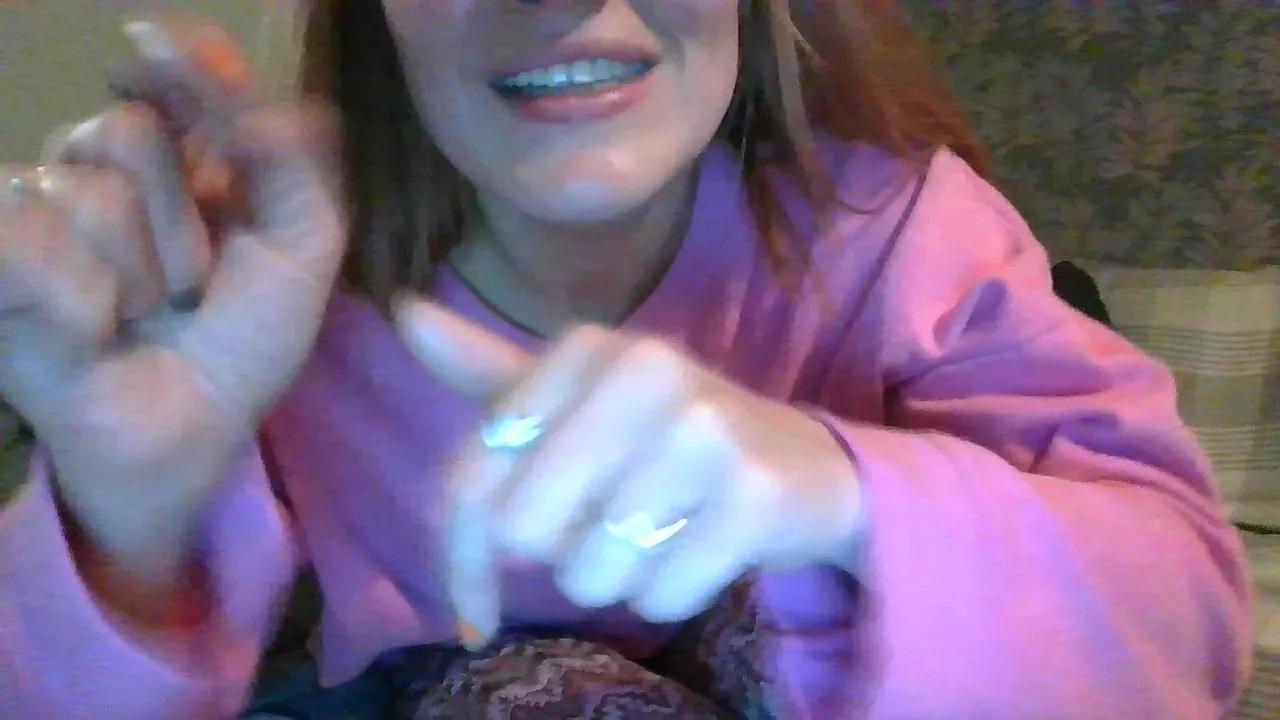 Offline PeachPudding on Cam4