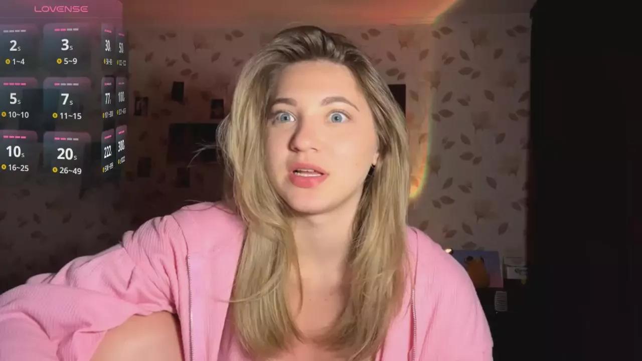 PeggyGrindle on Cam4 