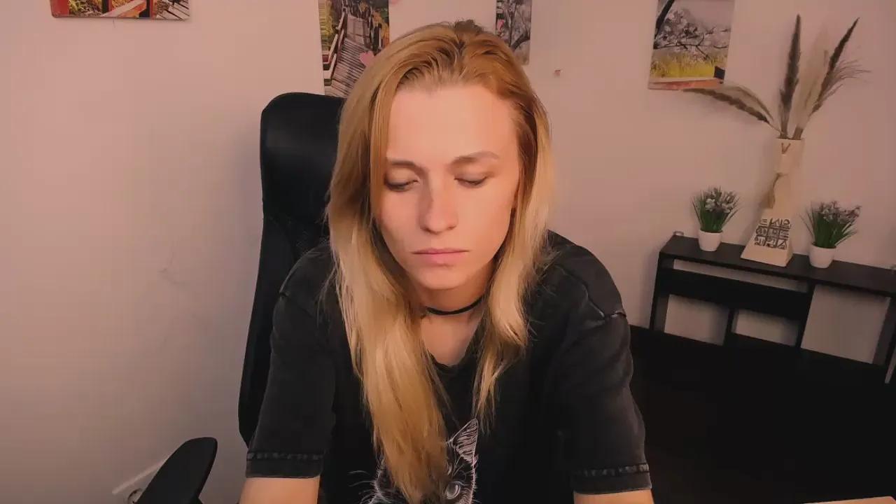 PeppyMia on Cam4