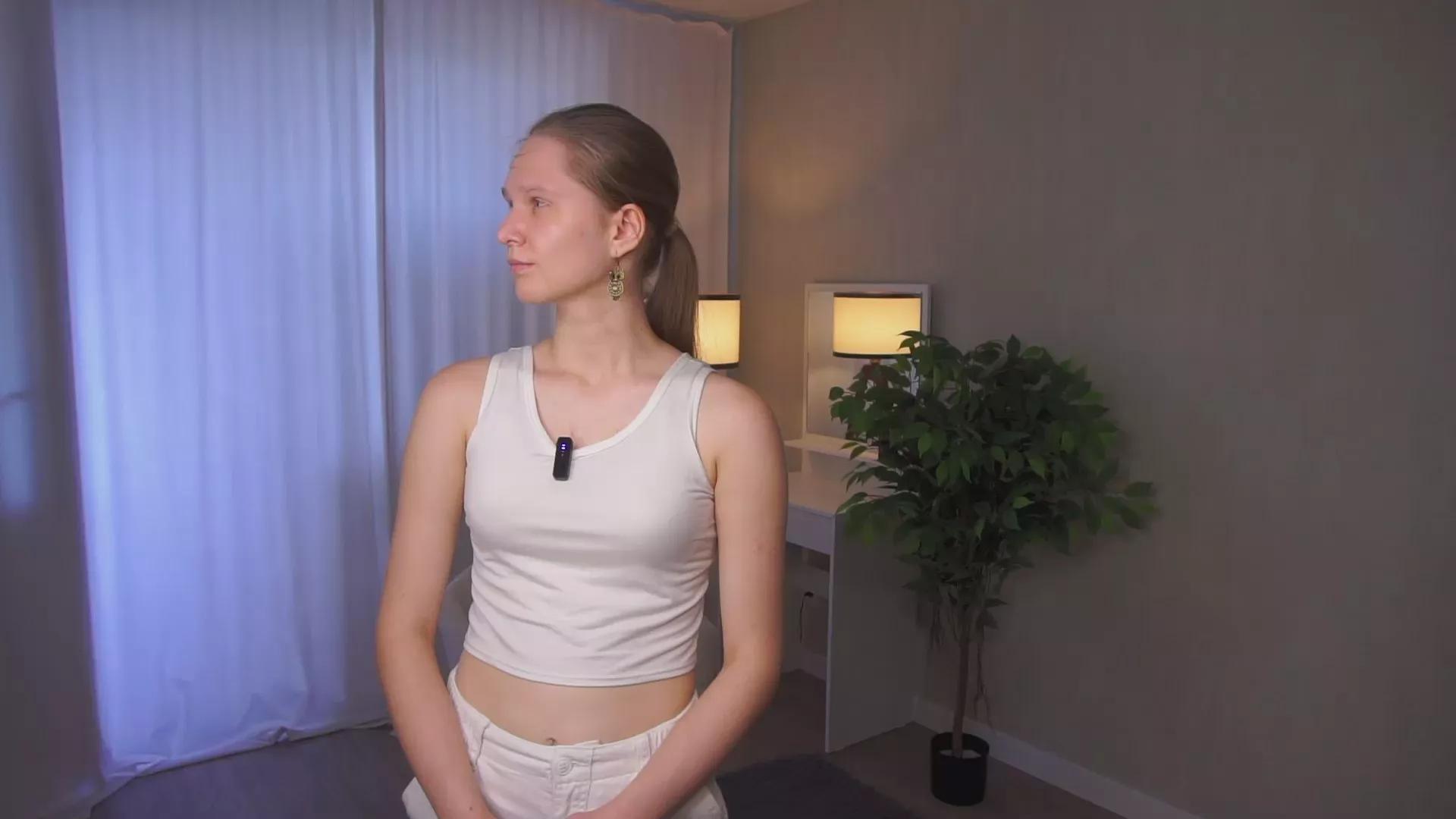 PhilomenaBerkes on Cam4 
