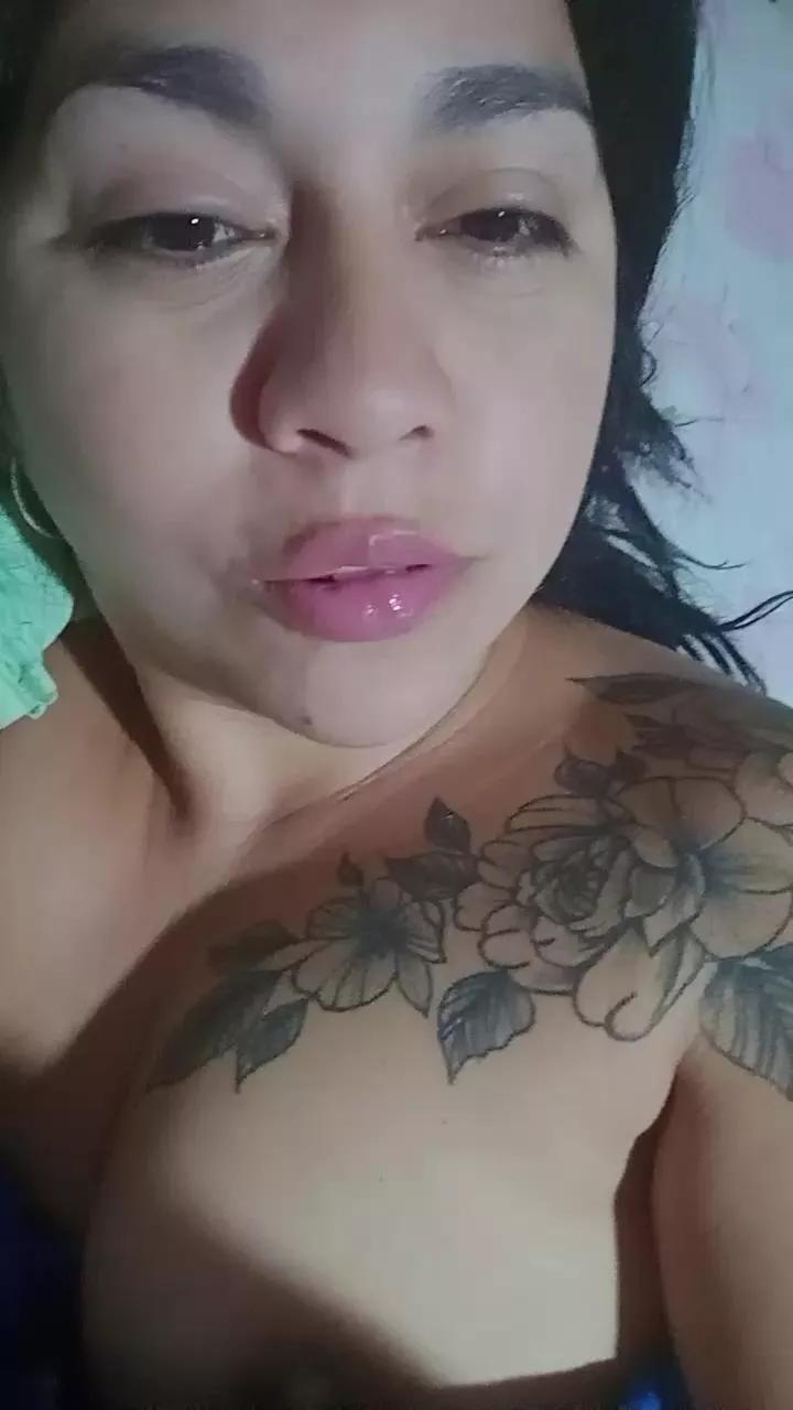 pilar34 on Cam4 