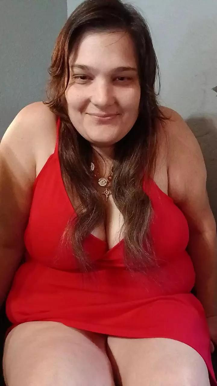 Plussizemodel on Cam4 