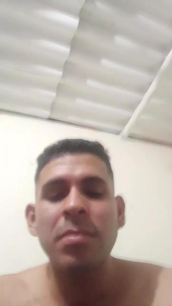 Pocoyo2134 on Cam4 