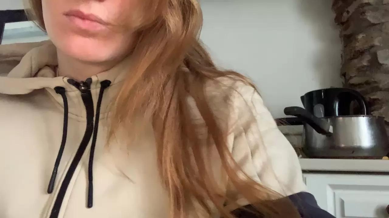 poisonivy_sexy on Cam4 