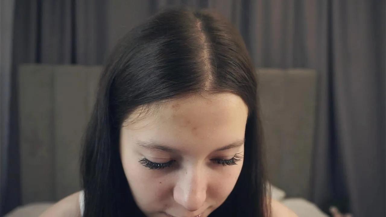 PollyChurchey on Cam4 