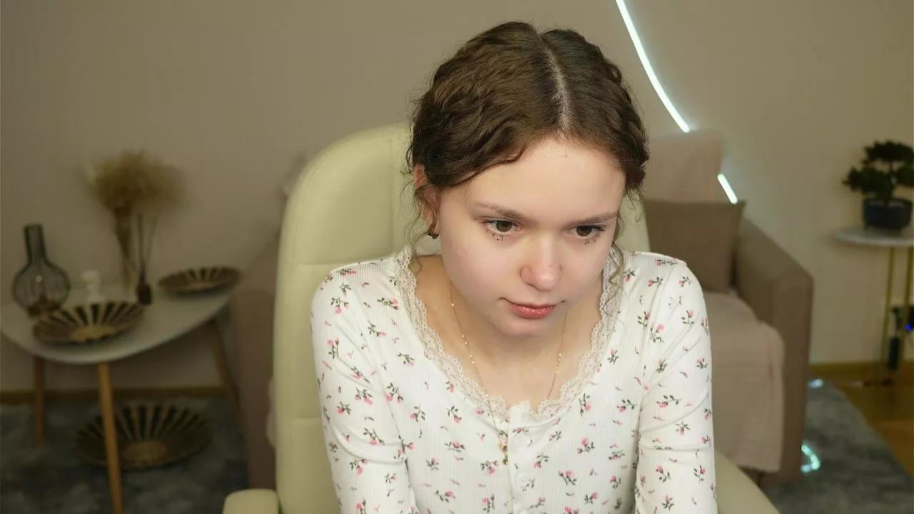 PollyFurr on Cam4 