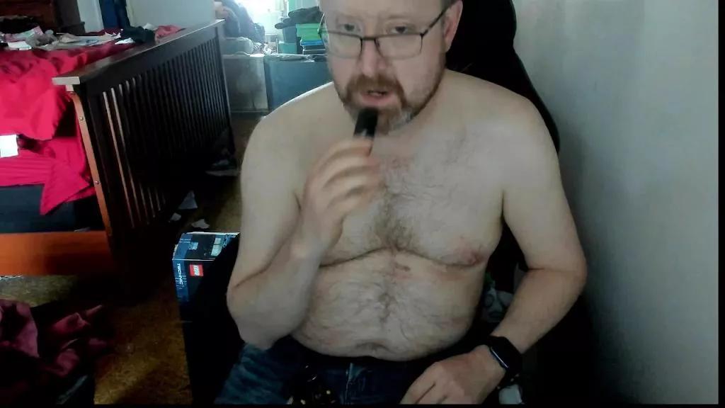 pumpmeup261 on Cam4 