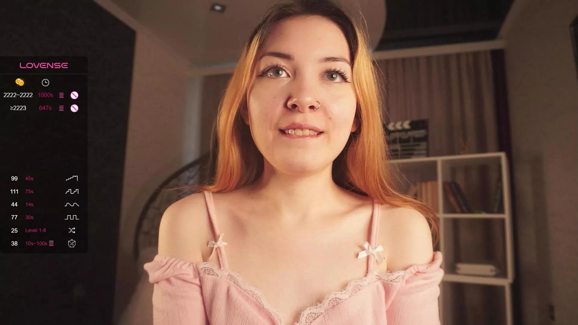 Pussy_Pikmi on Cam4 