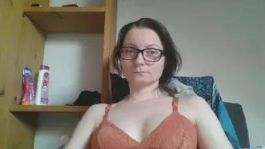 QueenDiva30 on Cam4 