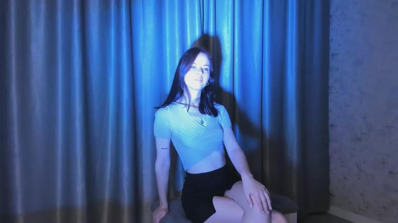 QueenieGreaves on Cam4 