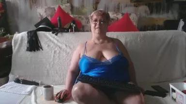 QueenPammy on Cam4 