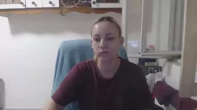 queensinner on Cam4 
