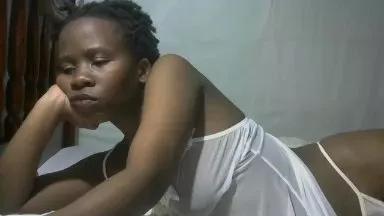 Queentesa on Cam4 