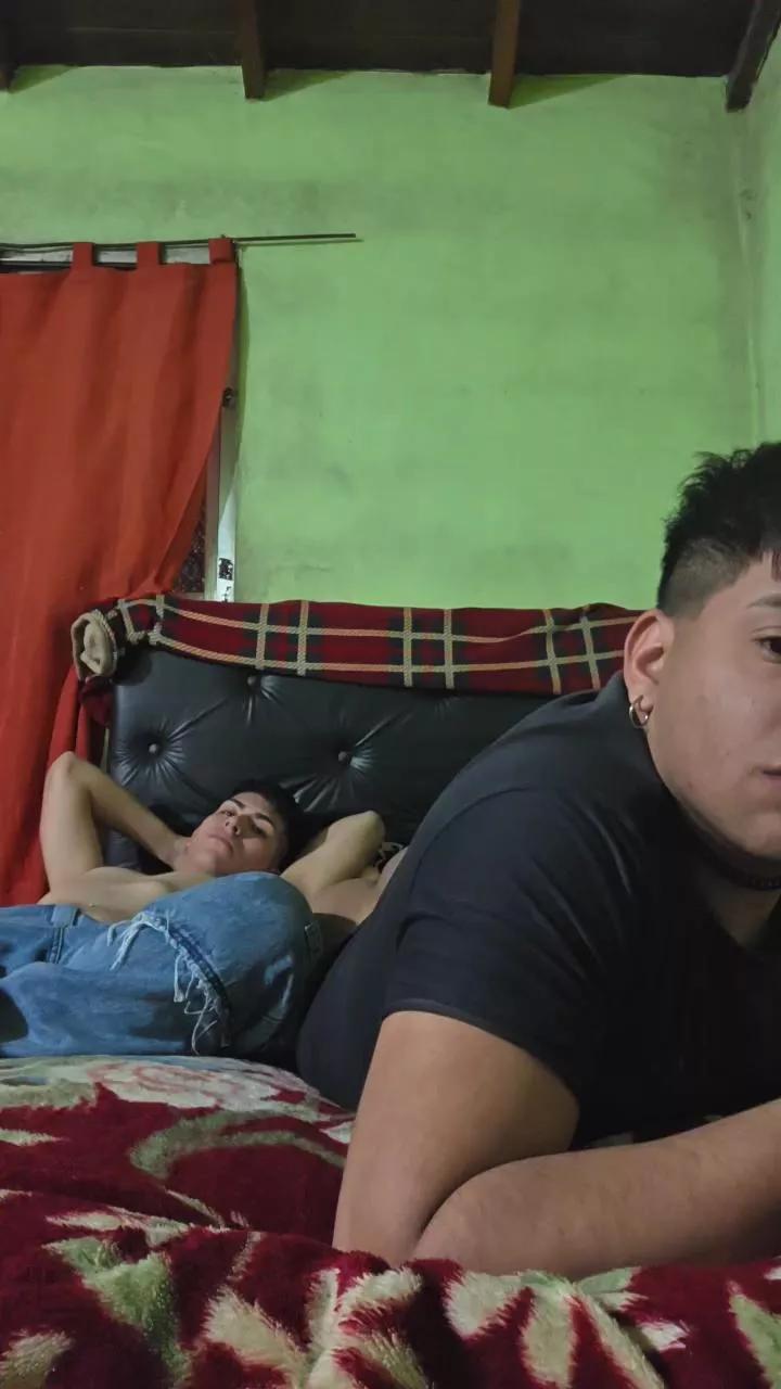 RammX1 on Cam4 
