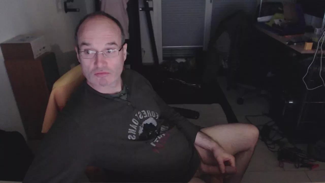 randeliano on Cam4 