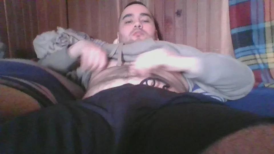 Offline raulcrl_ on Cam4