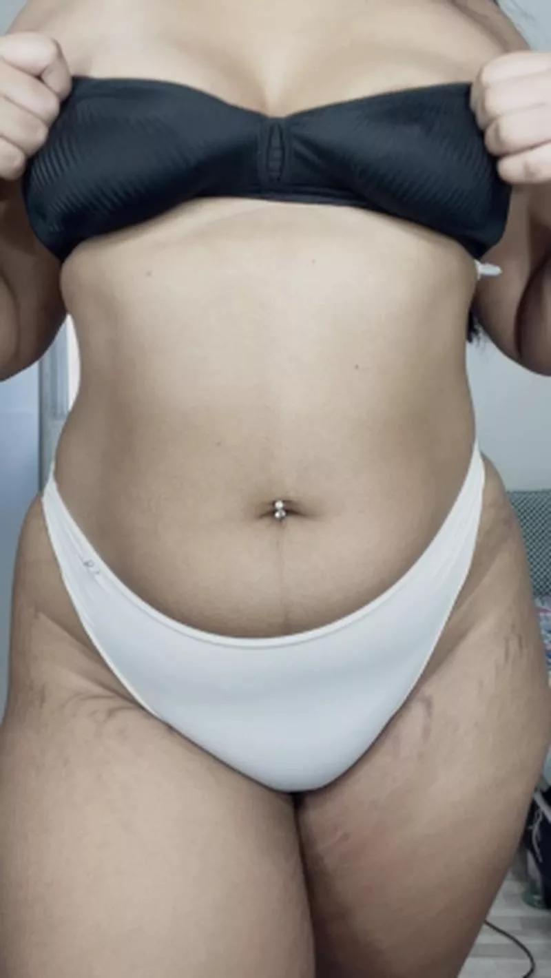 Ravvena42 on Cam4 