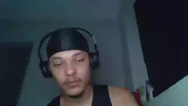 Offline realganjaboy420 on Cam4